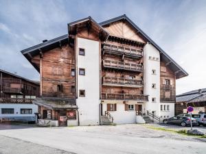 Το κτήριο όπου στεγάζεται  το διαμέρισμα