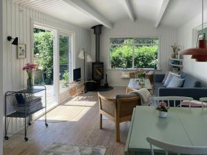 Χώρος καθιστικού στο Holiday Home By Avnø Fjord In Front Of The Sea