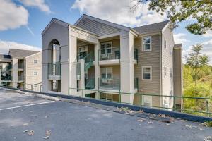 Το κτήριο όπου στεγάζεται  το διαμέρισμα