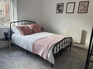 Φωτογραφία από το άλμπουμ του Wordsworth House by Sapphire Properties -Near to BAE Systems σε Barrow in Furness