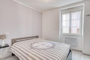 Photo de la galerie de l'établissement Le Confort du Soir - T2 - Lagnieu, à Lagnieu 3 autres photos