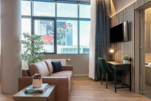 Μια τηλεόραση ή/και κέντρο ψυχαγωγίας στο Hotel Muli