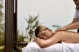 Khách lưu trú tại Lindian Dream Seaside Resort- Adults Only