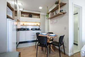 Kuchyň nebo kuchyňský kout v ubytování 911 ibiza · Aconchego para a família | Piscina, Academia e Cow + 29 fotografií