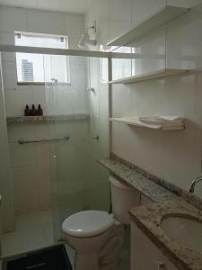 Et badeværelse på Edifício Coliseum Residence