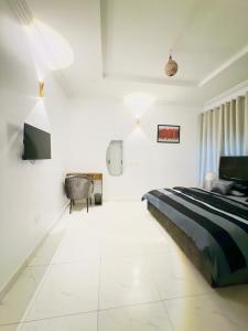 Μια τηλεόραση ή/και κέντρο ψυχαγωγίας στο Merakie Homes