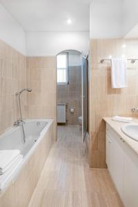 Fotografie z fotogalerie ubytování Residence St. Andrew's Palace ve Varšavě