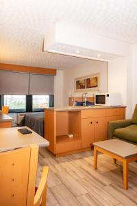 Kuchyň nebo kuchyňský kout v ubytování Hotel Galerías Express