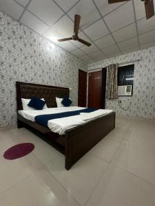 Fotografie z fotogalerie ubytování Hotel SPGI v destinaci Lakhnaú + 20 fotografií