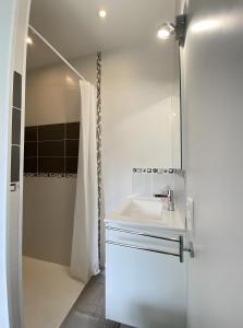 Ένα μπάνιο στο Maison d'Elise