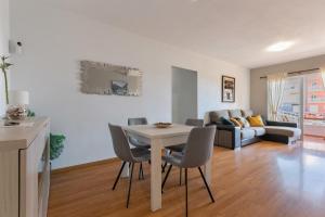 Χώρος καθιστικού στο Brisas del mar eddy, air, wifi