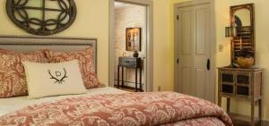 En eller flere senge i et værelse på Deer Brook Inn + 3 billeder