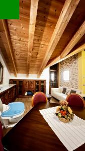 Χώρος καθιστικού στο Casa Stelvio