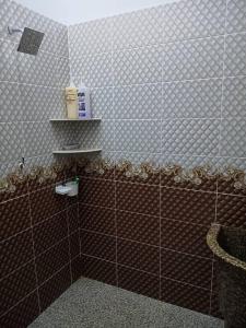 Koupelna v ubytování Balqis LN Homestay