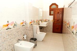 Ένα μπάνιο στο Dikckwella Luna villa