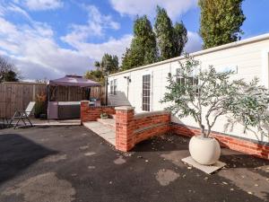 Budova, kde se prázdninový dům nachází