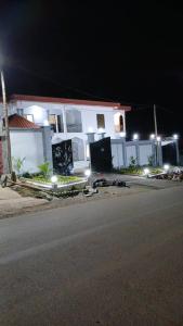 Φωτογραφία από το άλμπουμ του Larissa appart σε Γιαουντέ