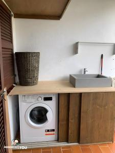 Køkken eller tekøkken på Nathan + 16 billeder