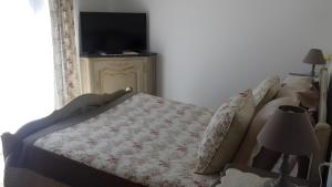 Μια τηλεόραση ή/και κέντρο ψυχαγωγίας στο Les Myrtes