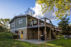 Το κτήριο όπου στεγάζεται  η παραθεριστική κατοικία