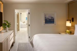 Ένα ή περισσότερα κρεβάτια σε δωμάτιο στο Loews Miami Beach Hotel