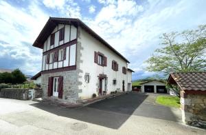 Budova, kde se prázdninový dům nachází