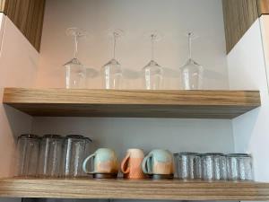 Φωτογραφία από το άλμπουμ του Waterfront penthouse 1 Bedroom with 6 appliances στο Χάλιφαξ