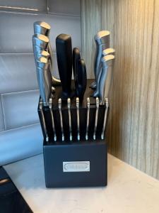 Φωτογραφία από το άλμπουμ του Waterfront penthouse 1 Bedroom with 6 appliances στο Χάλιφαξ