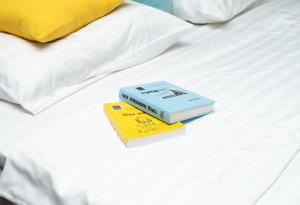 Voodi või voodid majutusasutuse Квартира для командировочных toas