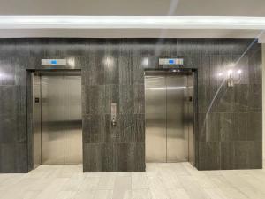 Fotografie z fotogalerie ubytování Waterfront 1 BR corner unit with 6 appliances v destinaci Halifax