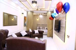 Χώρος καθιστικού στο comfort in hotel +18 φωτογραφίες