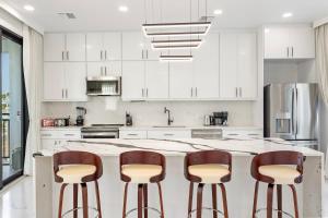 Gallery image of Ocean View-Private Pool-Large Rooftop Deck in St. Pete Beach