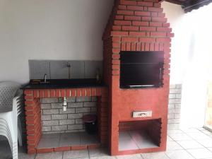 Kuchyň nebo kuchyňský kout v ubytování Casa Luar do Morro