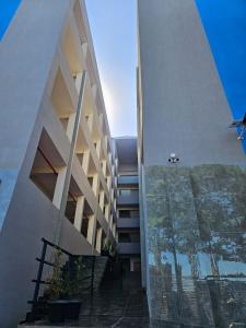 an external view of a building at Easy Access Apartment - Ciudad del Este in Ciudad del Este