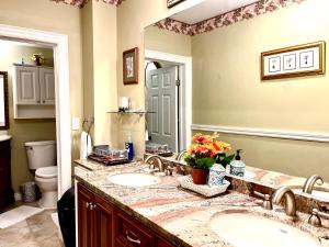 Kuchyň nebo kuchyňský kout v ubytování Barker House 3# Suite-heart of oldtown + 14 fotografií