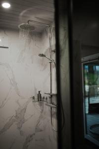 Ένα μπάνιο στο Перлина Ворохти +3 φωτογραφίες