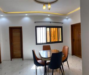 Χώρος καθιστικού στο Bel appartement à Ngor +2 φωτογραφίες