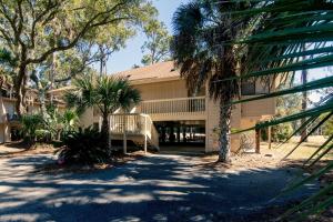 Tòa nhà nơi nhà nghỉ dưỡng tọa lạc