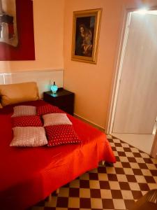 Postel nebo postele na pokoji v ubytování Antica casa Ragone