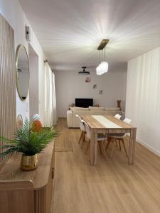 Φωτογραφία από το άλμπουμ του L'étoile des remparts σε Lagrasse