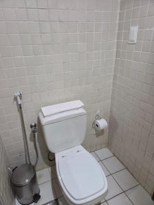 Ένα μπάνιο στο Flat Ceaser Towers a Beira Mar