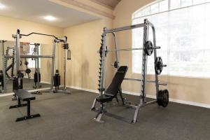 Γυμναστήριο ή/και όργανα γυμναστικής στο Nomad Hub,Fast Wi-Fi, King Comfort & Pool Vibes