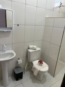 Ένα μπάνιο στο Residencial mandacaru +18 φωτογραφίες