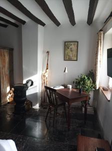 Χώρος καθιστικού στο Joli appartement avec jardin et carrière +25 φωτογραφίες