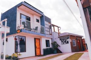 Gallery image of Habitaciones Barrancas en San Antonio - Cabañas y Mini Departamentos in San Antonio