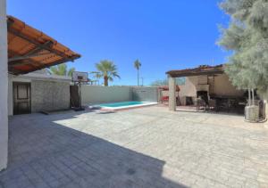 Πισίνα στο ή κοντά στο Casa Margarita Pool, Billiards Just Steps from the Beach