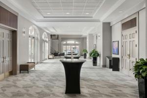 Vstupní hala nebo recepce v ubytování Chicago Marriott Midway + 75 fotografií