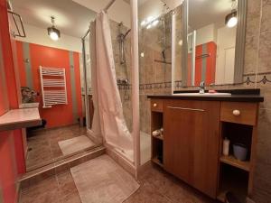 Et badeværelse på Gite 11825 + 16 billeder