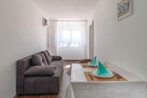 Khu vực ghế ngồi tại Seafront Apartment Sanja - Happy Rentals