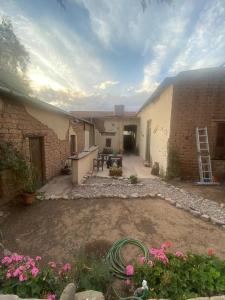 Το κτήριο όπου στεγάζεται  το bed & breakfast